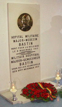 Stèle Félix Bastin Camp Médical Opérationnel 7 à Marche-en-Famenne